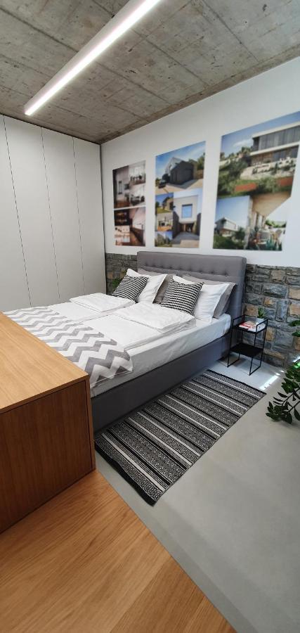 Willa House G Dekani Zewnętrze zdjęcie